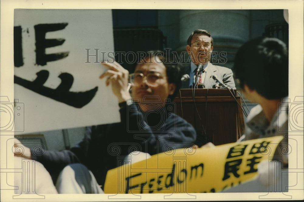 1990 Press Photo Wisconsin Governor Tommy Thompson - mjc19143 - Historic Images