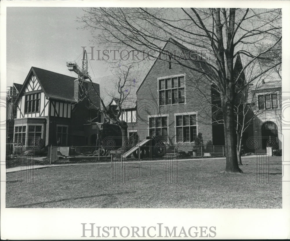 1973 Press Photo The University of Wisconsin-Milwaukee&#39;s Vogel Hall building - Historic Images