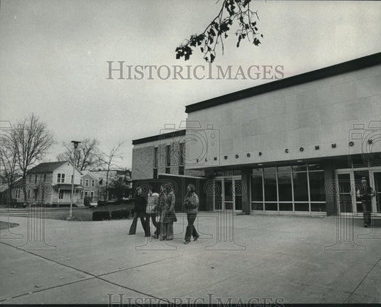 1976 Press Photo University of Wisconsin-Oshkosh campus buildings - mjc19343 - Historic Images