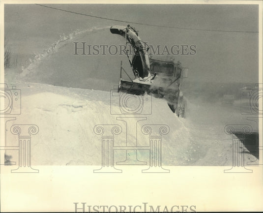 1985 Press Photo Oversized snow blowers are used to keep roads clear - mjc19350 - Historic Images