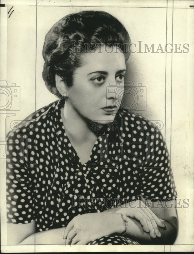 1936, Mrs. George Kaufman, author and wife of George Kaufman, author. - Historic Images