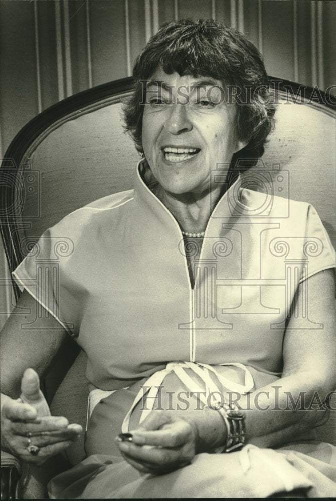 1980 Press Photo Lillian Troll, Rutgers University psychology professor - Historic Images