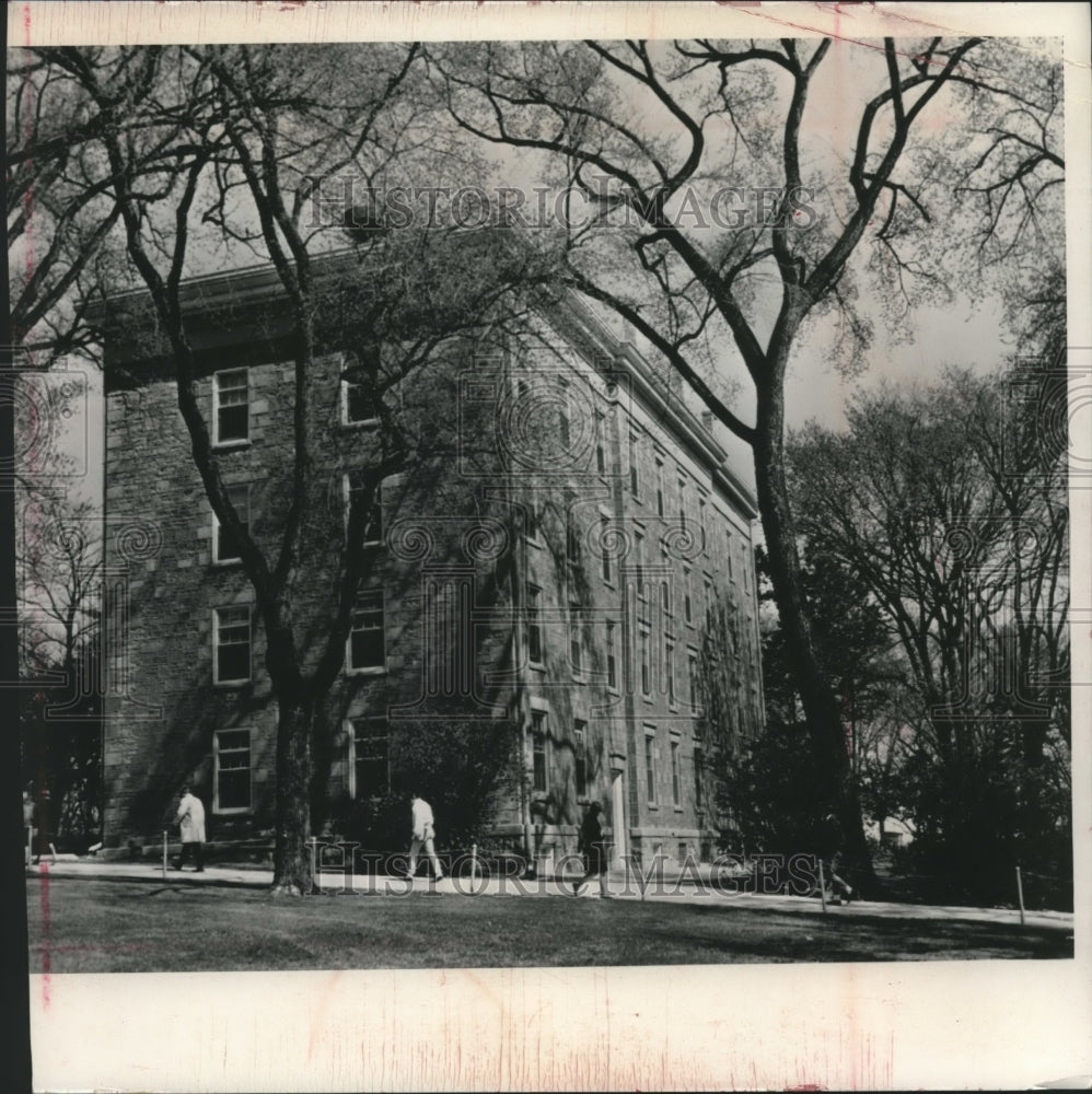 1966 Press Photo North Hall at University of Wisconsin-Madison - mjc19497 - Historic Images