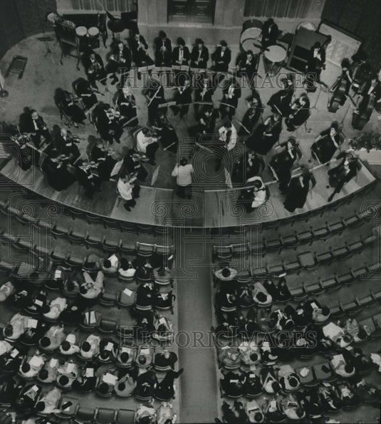 1964 Press Photo Audience, University of Wisconsin Milwaukee festival orchestra-Historic Images