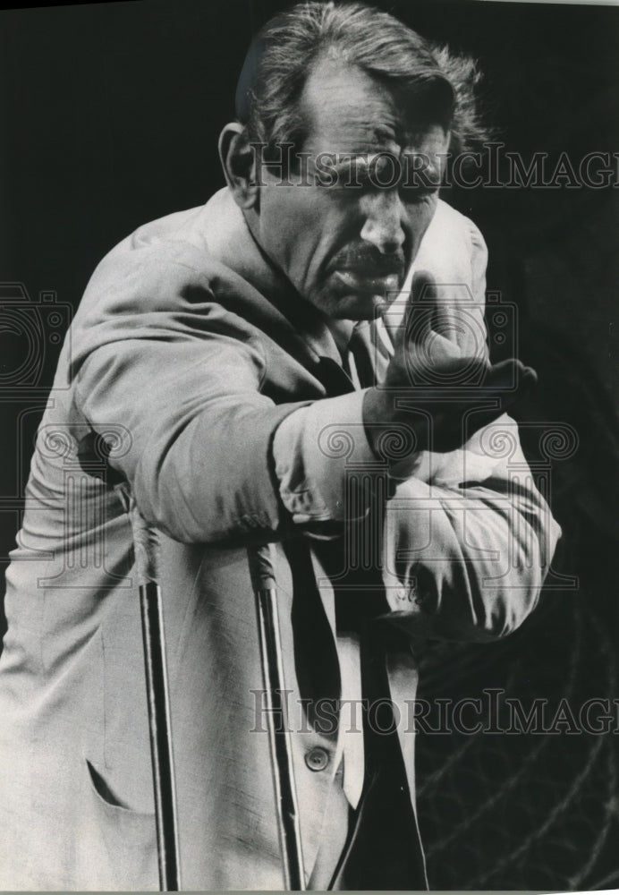 1988 Victor Jory Acting 'Cat on Hot Tin Roof' at Pabst Theater Stage - Historic Images