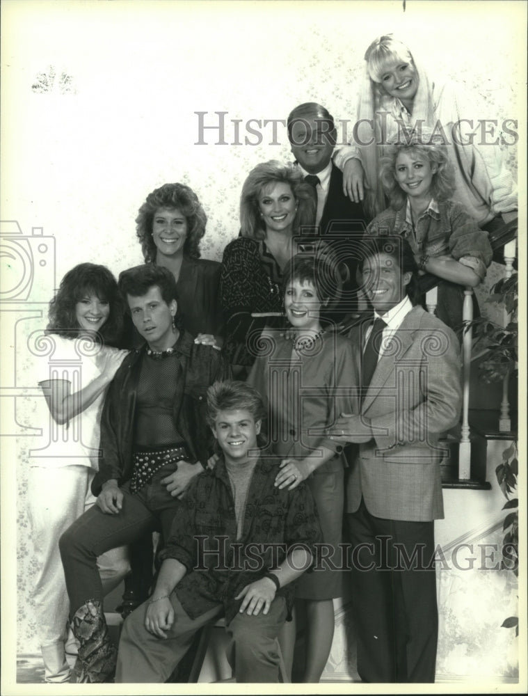 1987 Press Photo cast of "Eight is Enough: Reunion" television sitcom - Historic Images