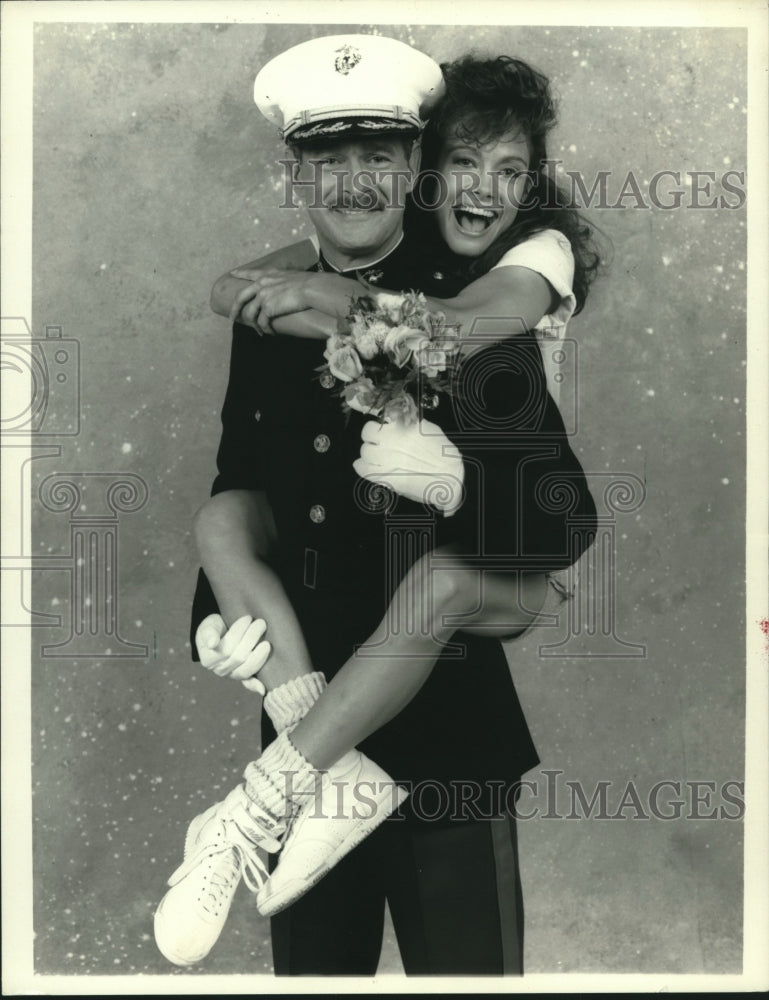 1989 Press Photo Gerald McRaney and Shanna Reed in television show "Major Dad" - Historic Images