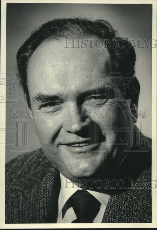 1983, Independent Appraiser Henry A. Thinnes - mjc19845 - Historic Images