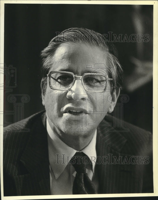 1988 Press Photo Attorney James Urban in court - mjc19898 - Historic Images