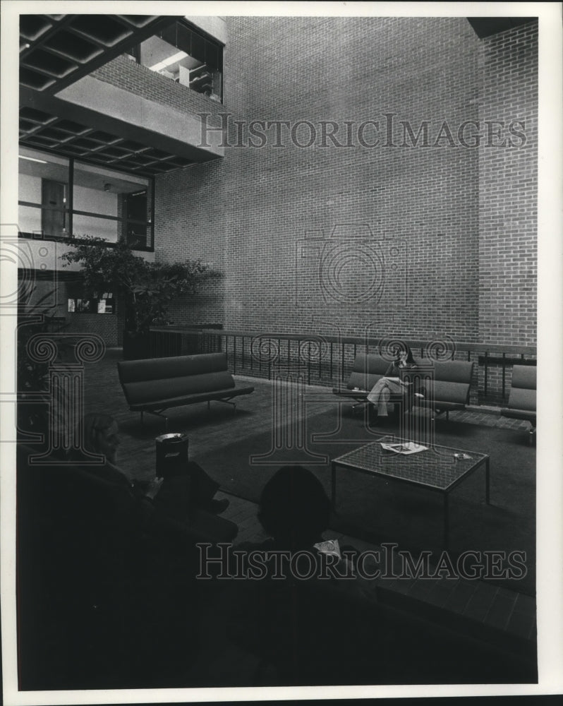 1972 Press Photo Greenquist Hall in the University of Wisconsin-Parkside campus - Historic Images