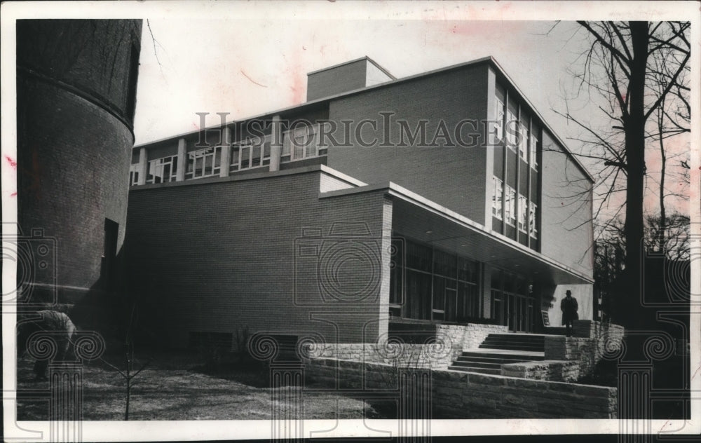 1958, University of Wisconsin-Madison Wisconsin Center building - Historic Images
