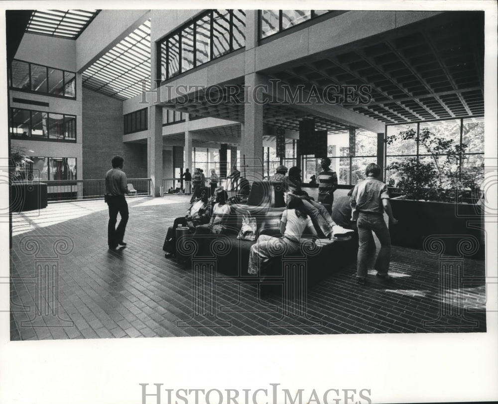 1973 Press Photo University of Wisconsin-Parkside, new library Kenosha-Historic Images