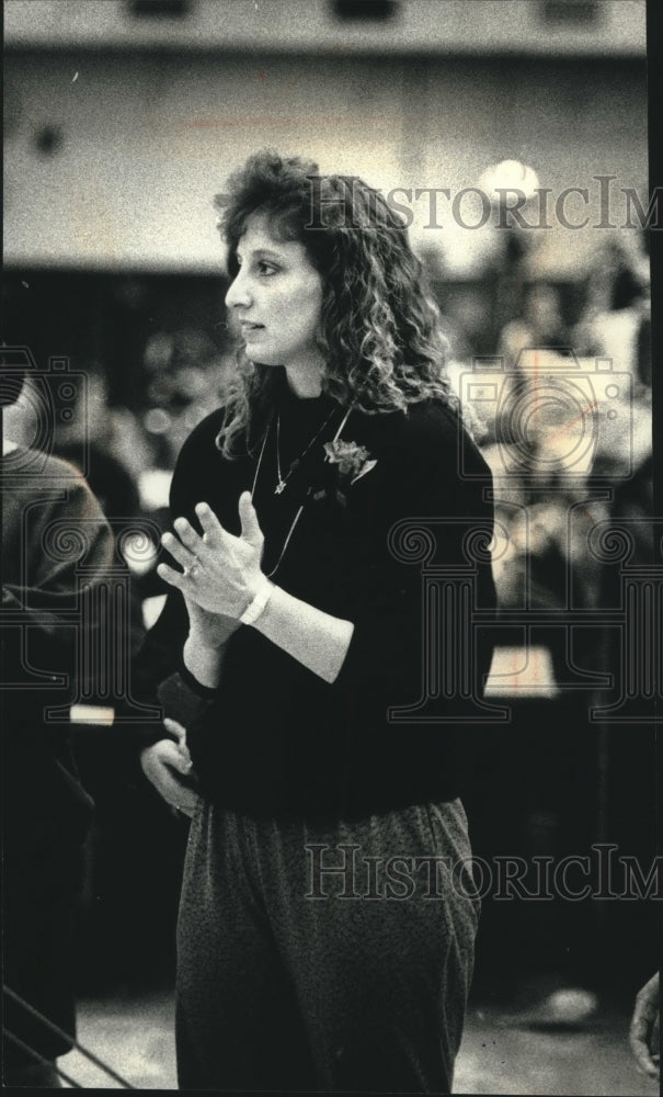 1991 Lori Seitz at Braveland Conference gymnastics meet, Wisconsin - Historic Images