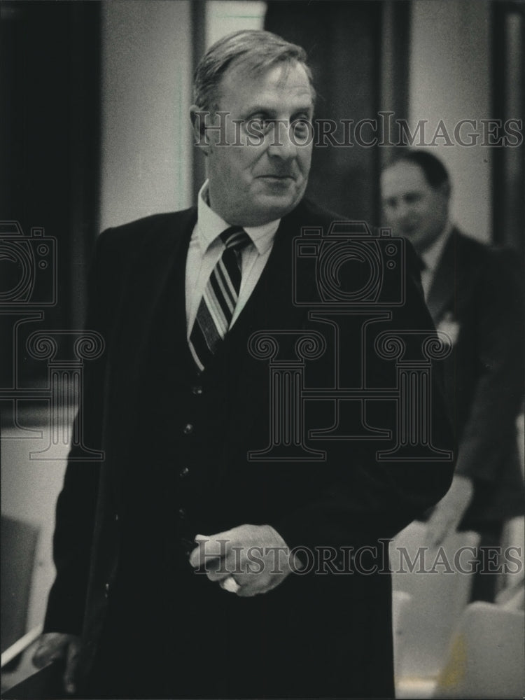 1986 Milwaukee new fire chief Richard P. Seelen - Historic Images