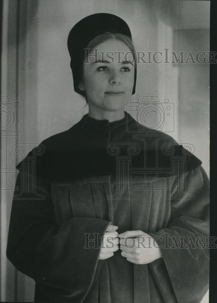 1967 Press Photo Actress Janet Kapral in Costume - mjc20232 - Historic Images