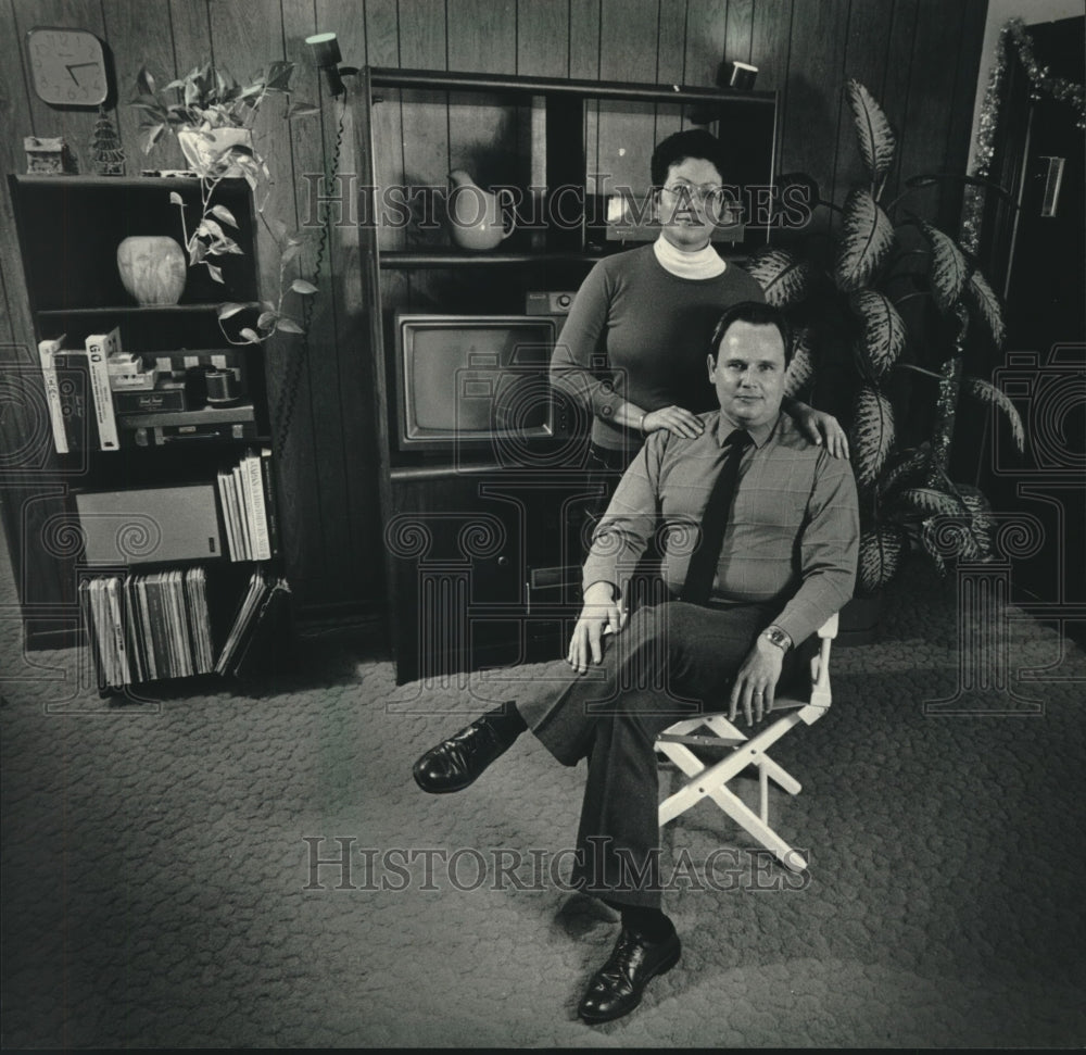 1986, Judy Reyes and George Kapuscinski at Home in Madison, Wisconsin - Historic Images