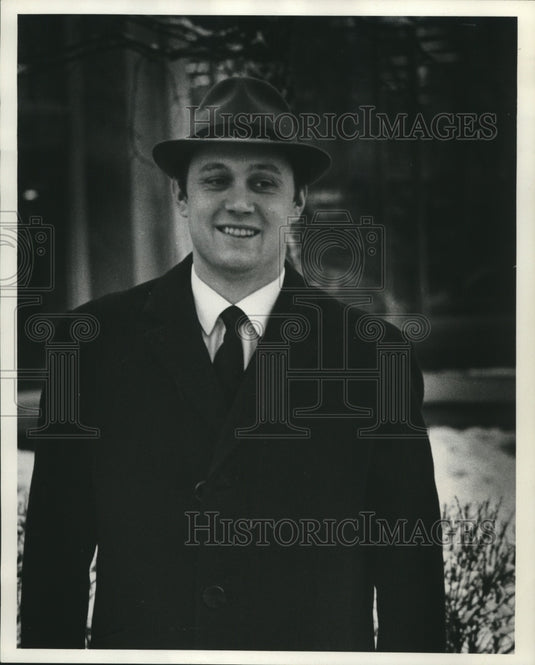 Press Photo Boris Semenov, in-tourist guide, graduate of University of Moscow - Historic Images
