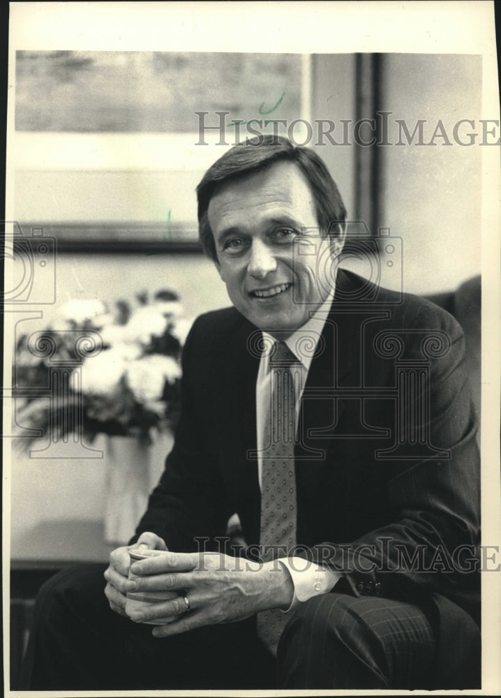 1987, Martin J. Schreiber, candidate - mjc20481 - Historic Images
