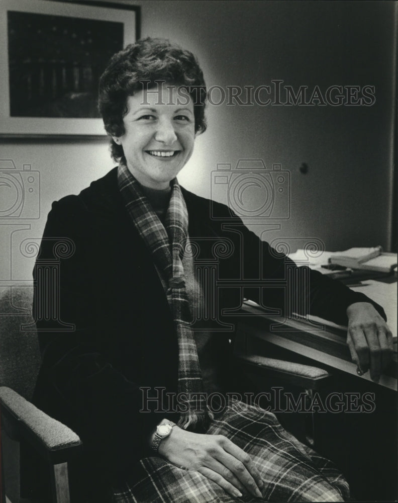 1981 Elaine Schroeder Heritage Wisconsin Corp Vice President - Historic Images