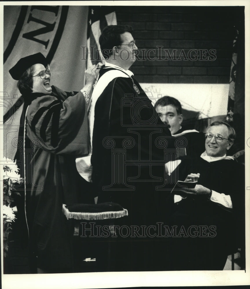 1991 Press Photo John Schroeder Chancellor University of Wisconsin-Milwaukee - Historic Images