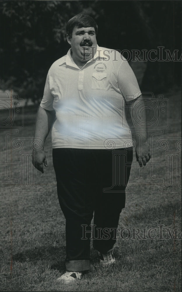 1986 Dave Schulz, Milwaukee Parks Director, has lost 50 pounds - Historic Images