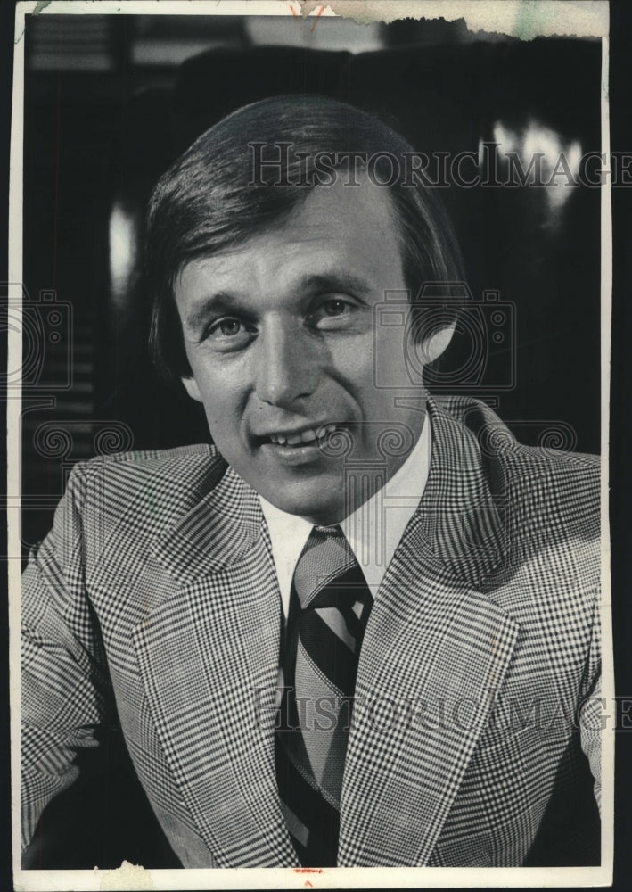 1977 Martin J. Schreiber, Lt. Governor of Wisconsin - Historic Images
