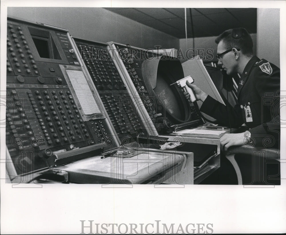 1963, Truax Air Force Base Control Center, Madison, Wisconsin - Historic Images