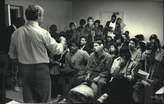 1988 John Gardner, Select Staff, talks to job prospects, Milwaukee - Historic Images