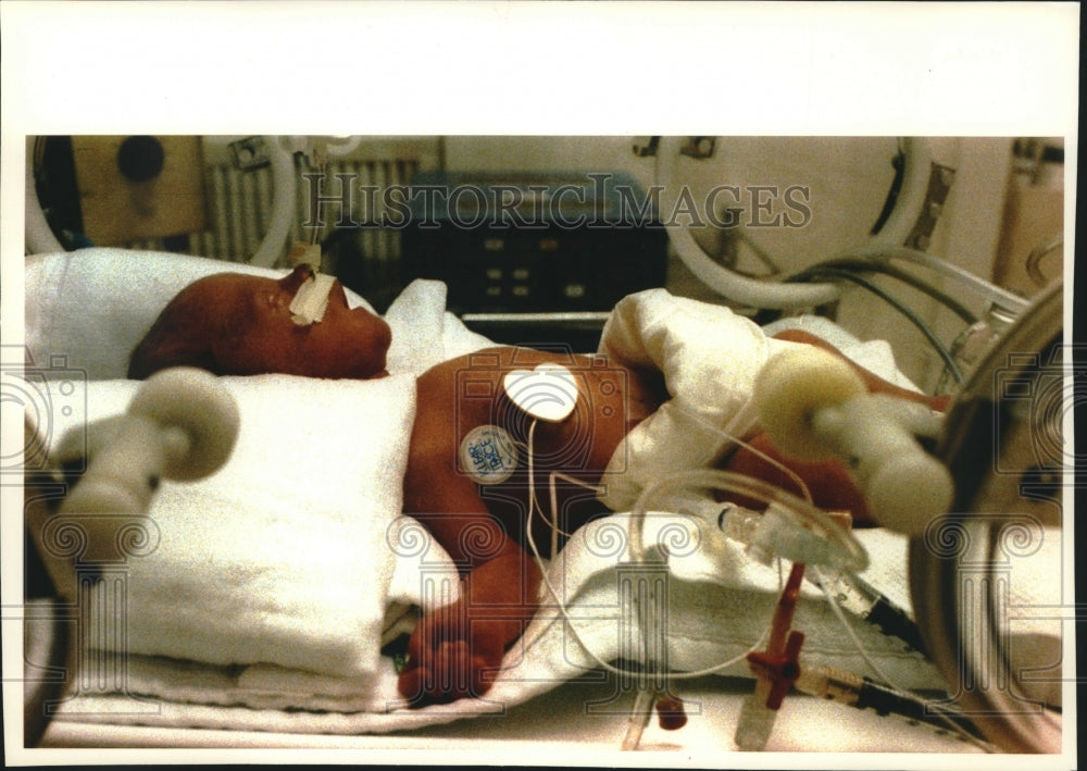 1992, Evan Michael Seibel, quintuplet at St. Joseph&#39;s Hospital - Historic Images