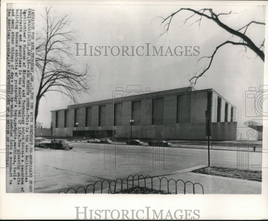 1964 Press Photo Smithsonian Institution's History & Technology Museum building - Historic Images