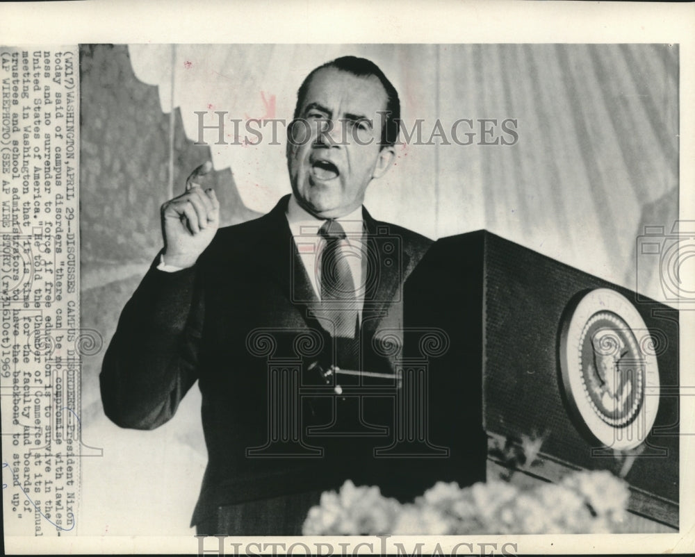 1969, President Nixon speaks to the Chamber of Commerce in Washington - Historic Images