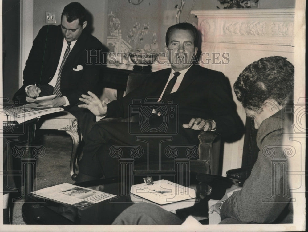 1963 Press Photo Richard M.Nixon at his press conference in Chicago - mjc21020 - Historic Images