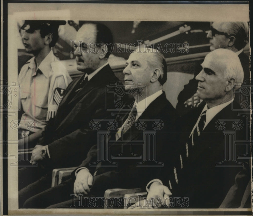 1975 Press Photo George Papadopoulos, others, during sentencing, Greece - Historic Images