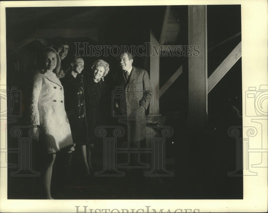 1969, Mr. and Mrs. Nixon With David, Julie and Tricia At Northampton - Historic Images