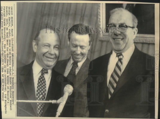 1973, U.S. Treasury Secretary George Schultz & others, Moscow, Russia - Historic Images