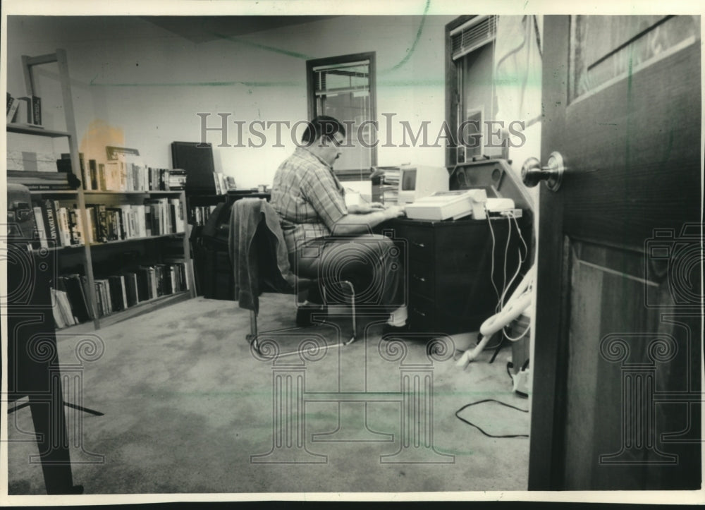 1988, County Executive David Schulz in his home office, Wisconsin - Historic Images