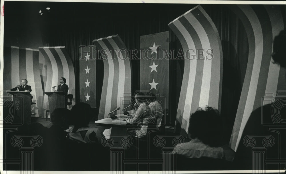 1978 Press Photo Acting Governor Schreiber &amp; other at debate, Wisconsin-Historic Images