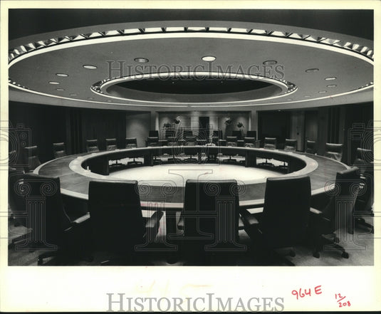 1979 Martin Schreiber in the board room at Sentry Insurance - Historic Images
