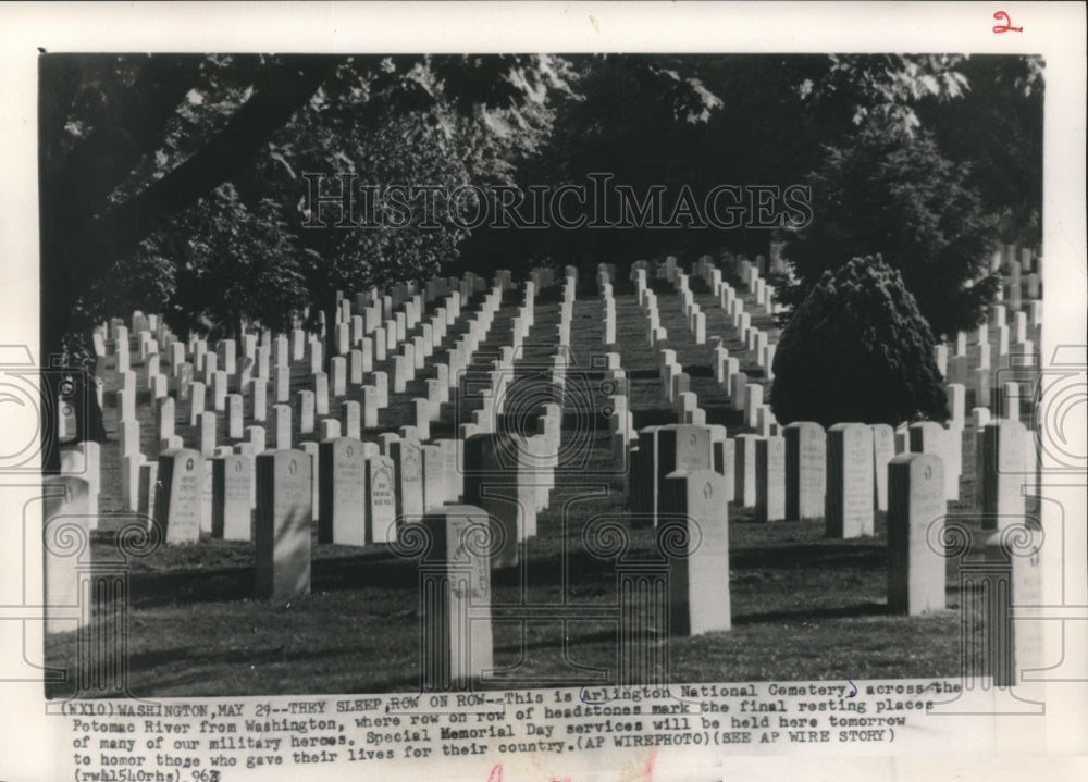 1963 Press Photo Resting place of military heroes at Arlington National Cemetery - Historic Images