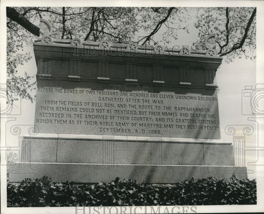 1954 Press Photo Civil War soldiers' Sarcophagus at Arlington National Cemetery - Historic Images