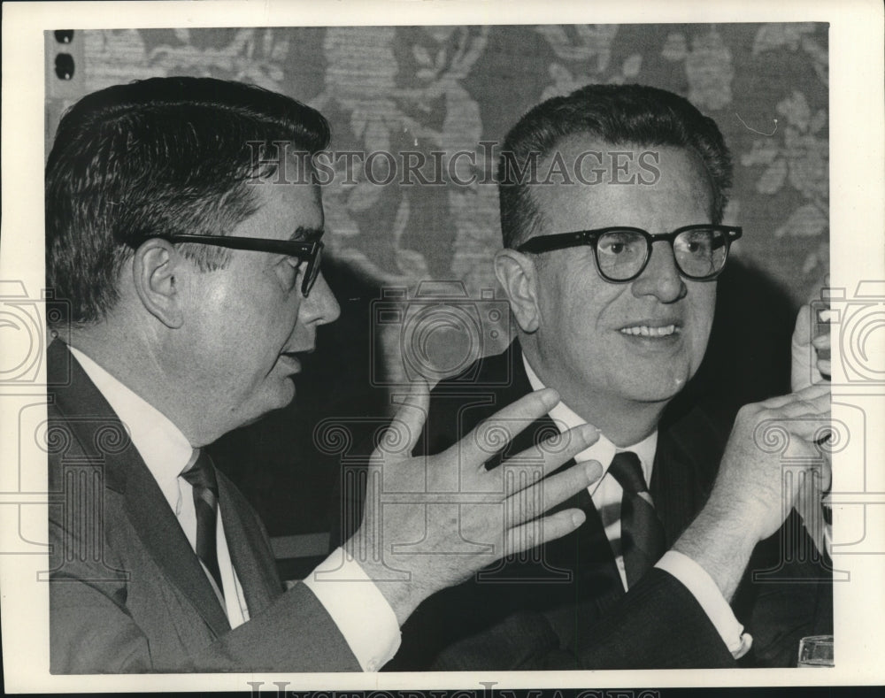1966 Press Photo Lawrence O'Brien & Patrick Lucey at dinner for Lucey, Milwaukee - Historic Images