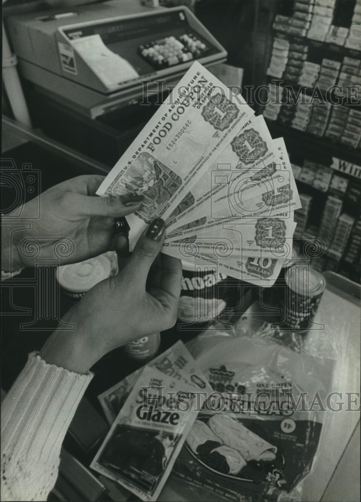 1982 Food Stamps - Historic Images