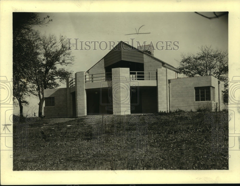 1936 Press Photo Lodge overlooking Trempealeau Migratory Waterfowl Refuge - Historic Images