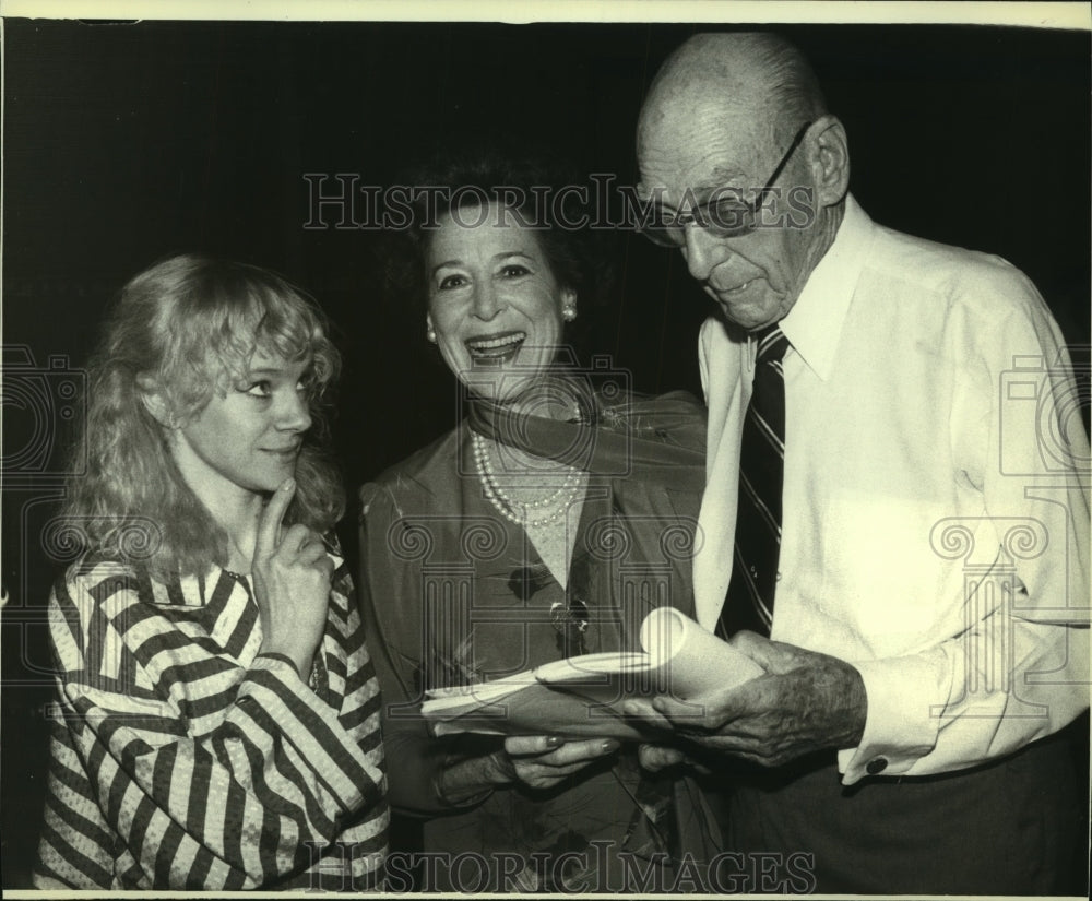 1983 Galina Panoya, Kitty Carlisle Hart, George Abbott, New York - Historic Images