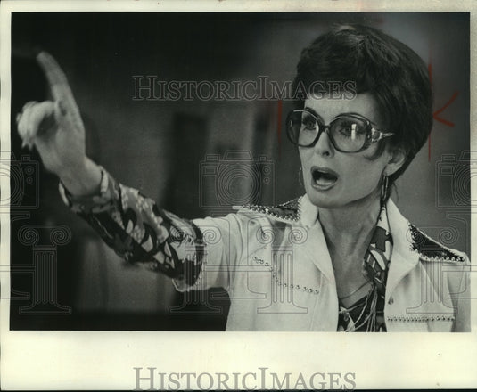 1973 Press Photo Ann Blyth, rehearsing "South Pacific" at Melody Top, Milwaukee - Historic Images