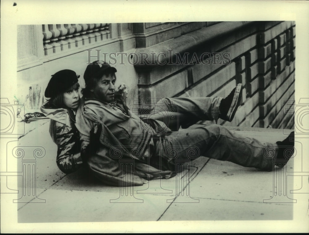 1984 Press Photo Carol Burnett, Alan Arkin, scene, Chu Chu and the Philly Flash - Historic Images