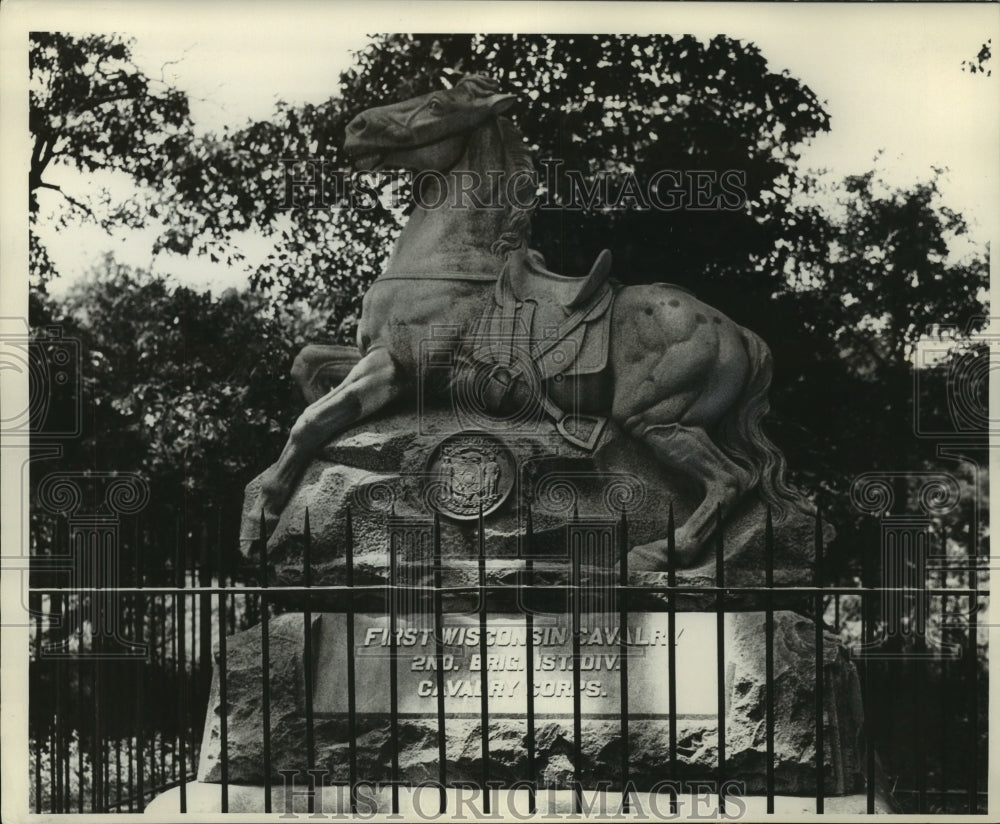 1957 Press Photo Chattanooga monument of Civil War heroes from Wisconsin - Historic Images