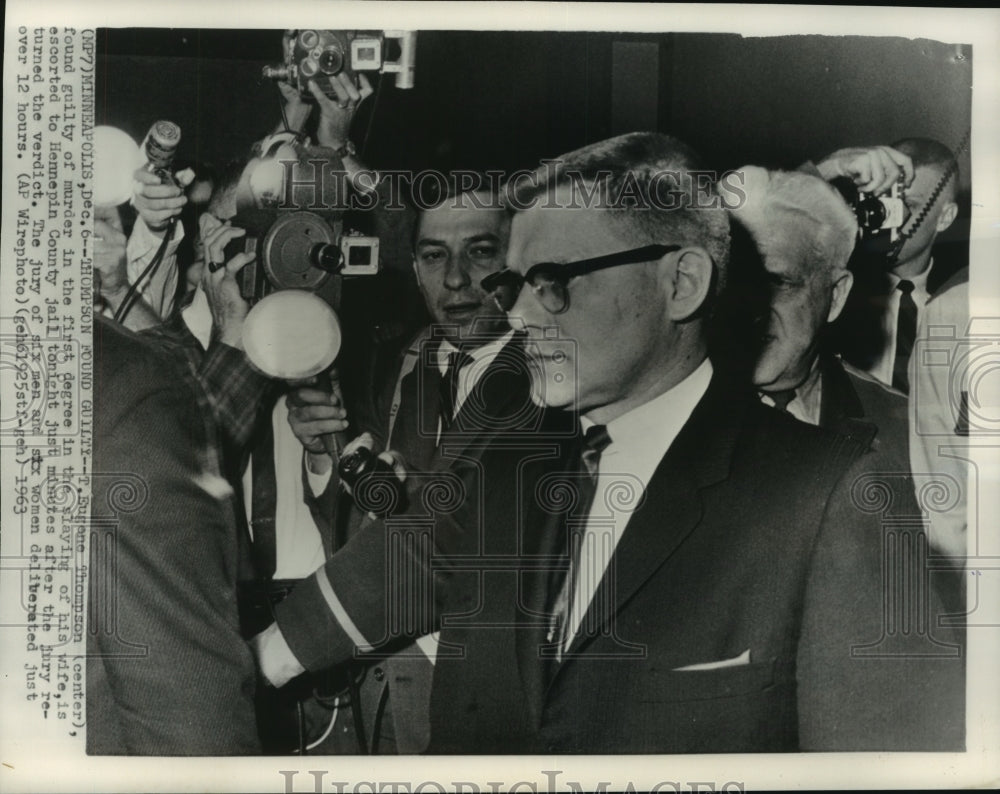 1963 Murderer T. Eugene Thompson leaves court with crowd, Minnesota - Historic Images