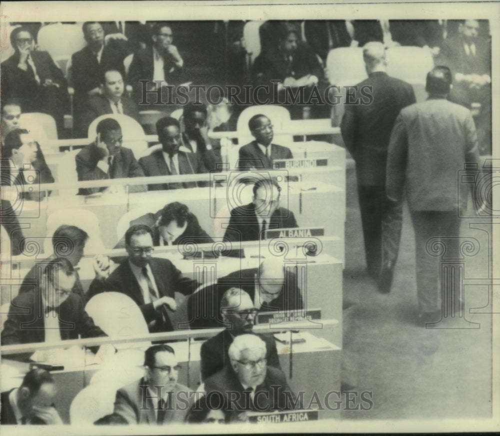 1967 Press Photo Russians Walk Out Of United Nations General Assembly - Historic Images