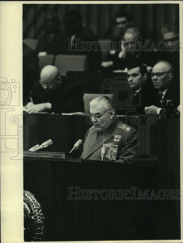 1966 Press Photo Russian government official speaks from podium - mjc22258